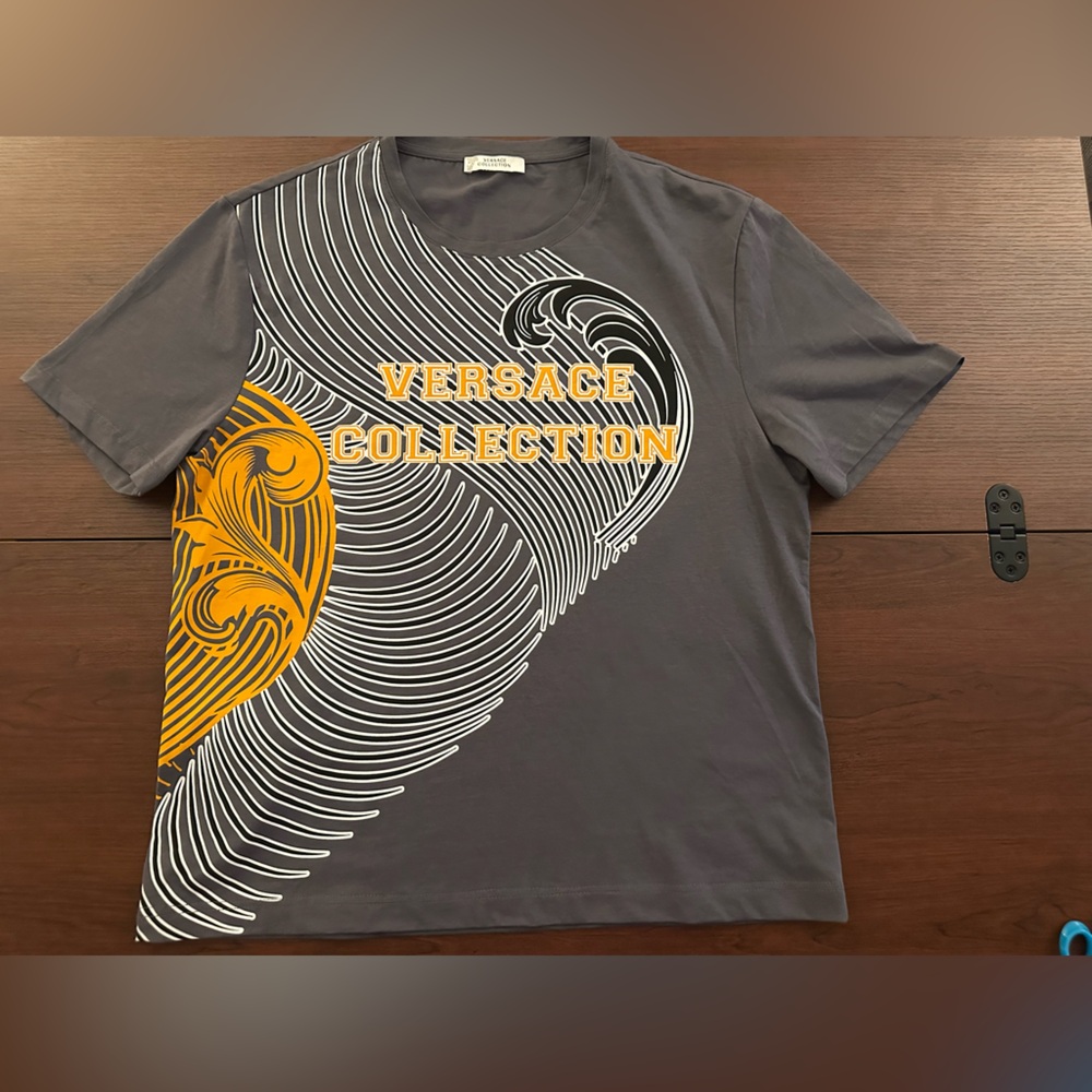 Authentic Versace Collection Men Graphic T-shirt Medium - Picture 4 of 12